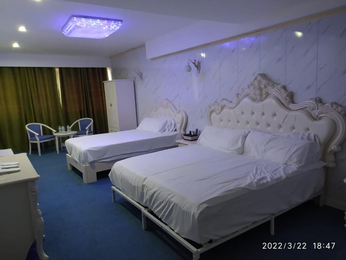 Hotel Aviacion Manises Ngoại thất bức ảnh